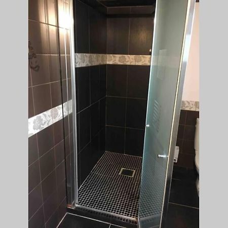 Bel Appartement En Rez De Jardin, 10Min Centre Et 300M Quais De Seine Wifi Rouen Bagian luar foto